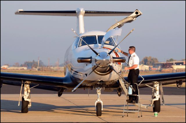 Pilatus PC-12 (N451SS) - Servicing the PC-12 at  the Merced Regional Airport