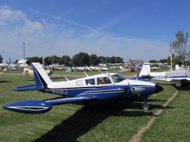 Bell JetRanger (N6NJ) - Oshkosh 2013!