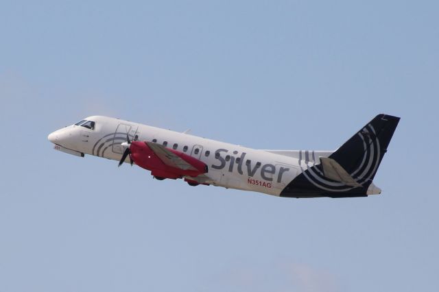 Saab 340 (N351AG) - Silver Airways (3M) N351AG S340B [cn340B-445]br /Fort Lauderdale (FLL). Silver Airways flight 3M84 climbing after departure to the North Eleuthera (ELH) . br /Taken from Terminal 1 car park roof level br /2018 04 07br /a rel=nofollow href=http://alphayankee.smugmug.com/Airlines-and-Airliners-Portfolio/Airlines/AmericasAirlines/Silver-Airways-3M/https://alphayankee.smugmug.com/Airlines-and-Airliners-Portfolio/Airlines/AmericasAirlines/Silver-Airways-3M//a