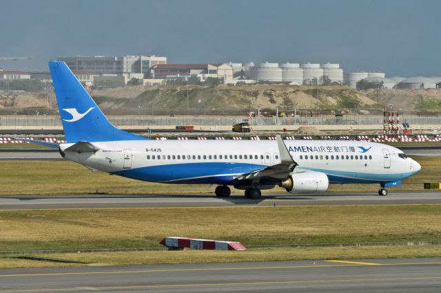 Boeing 737-800 (B-5435)