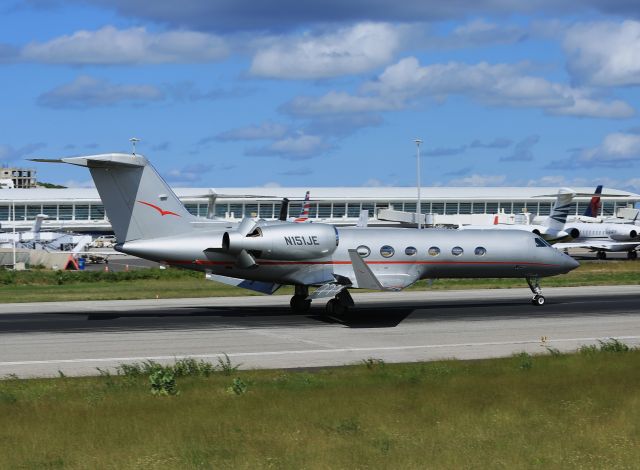 Gulfstream Aerospace Gulfstream IV (N151JE)
