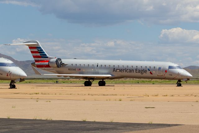 Canadair Regional Jet CRJ-700 (N503AE)