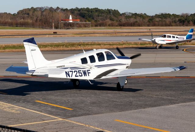 Beechcraft Bonanza (36) (N725WF)