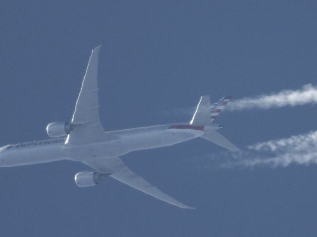 BOEING 777-300ER (N732AN)