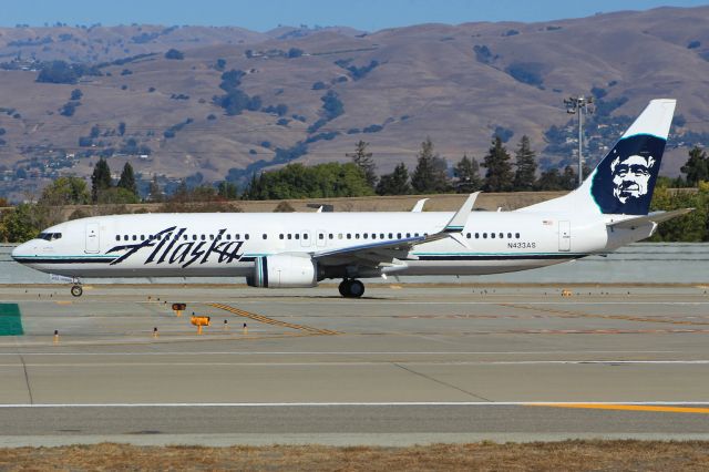 Boeing 737-900 (N433AS)