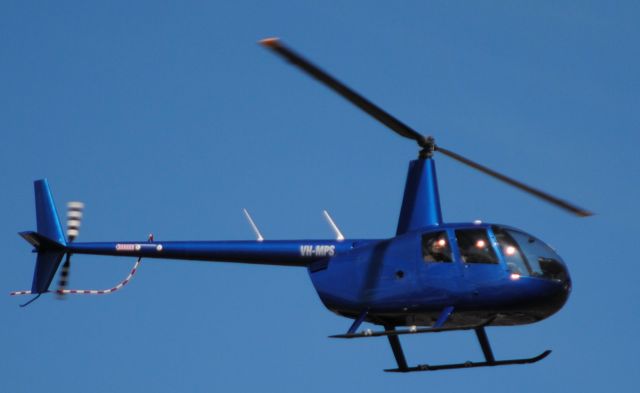 Robinson R-44 (VH-MPS)