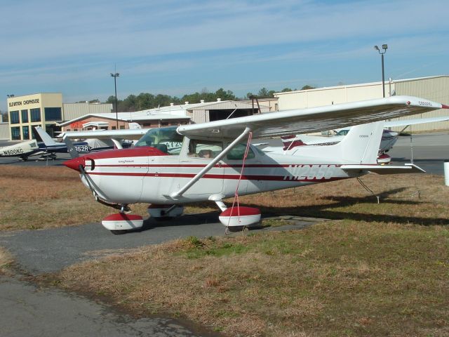 Cessna Skyhawk (N12556)