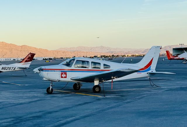 Piper Cherokee (N306HA)