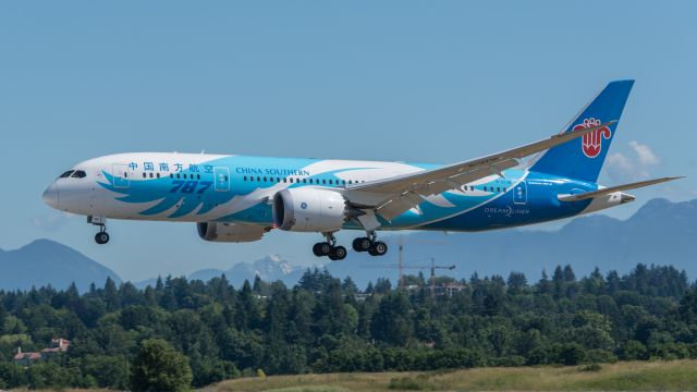 Boeing 787-8 (B-2735)