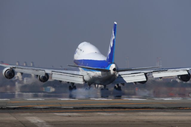 Boeing 747-200 (JA8961)