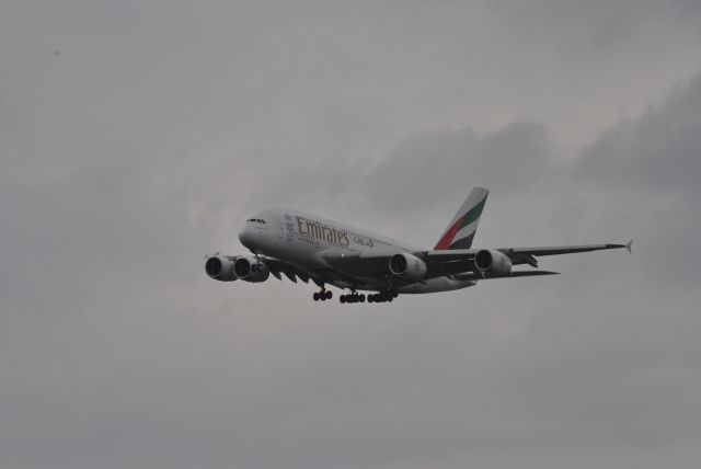 Airbus A380-800 (A6-EOD)