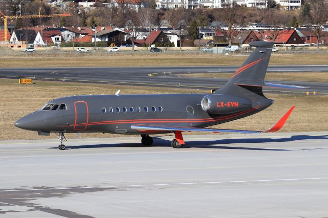 Dassault Falcon 2000 (LX-EVM)