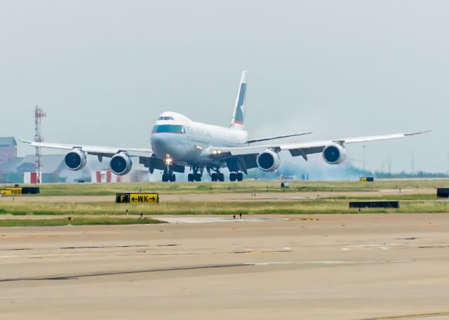 BOEING 747-8 —