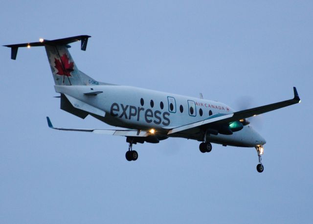 Beechcraft 1900 (C-GMGA) - Arriving from BDL/KBDL.