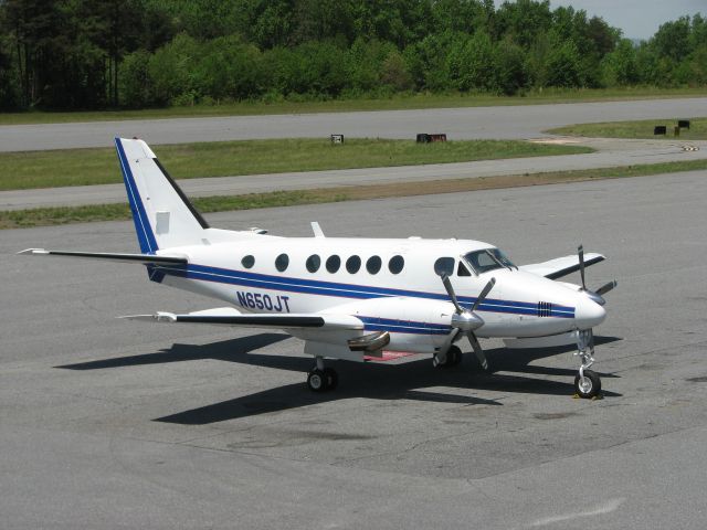 Beechcraft King Air 100 (N650JT)