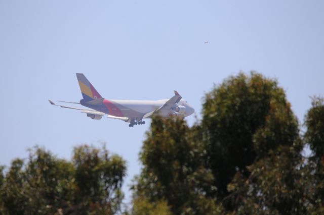 Boeing 747-400 (HL7436)