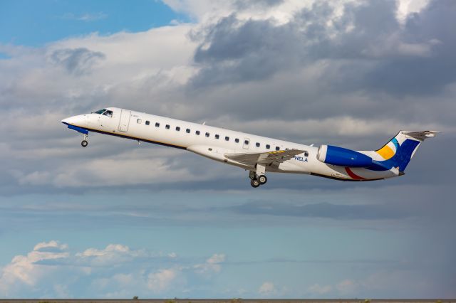 Embraer ERJ-145 (F-HELA)