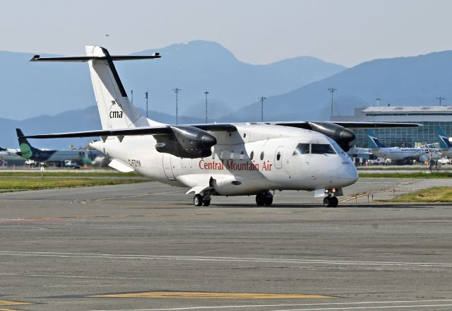 Fairchild Dornier 328 (C-FDYN)