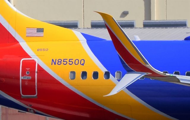 Boeing 737-700 (N8550Q) - Phoenix Sky Harbor International Airport 01SEP19