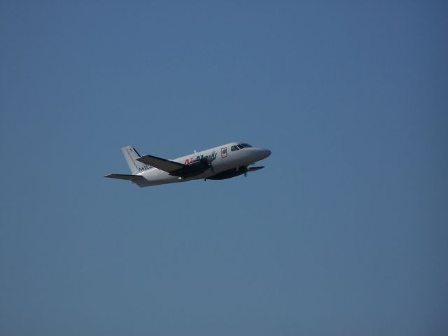 Embraer EMB-110 Bandeirante (N62CZ) - Air Now