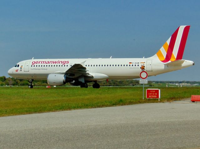 Airbus A320 (D-AIQM)
