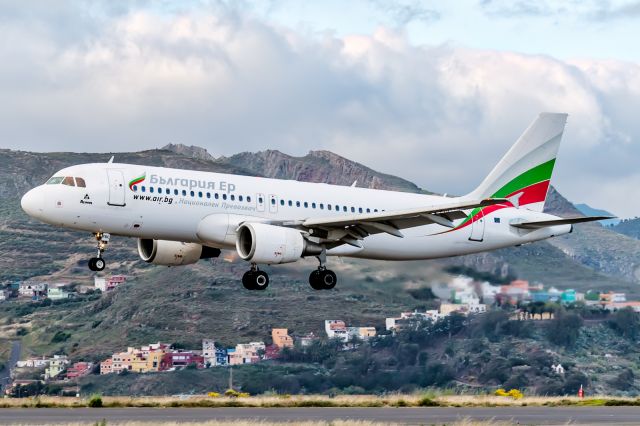 Airbus A320 (LZ-FBC)