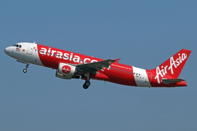Airbus A320 (9M-AJY)