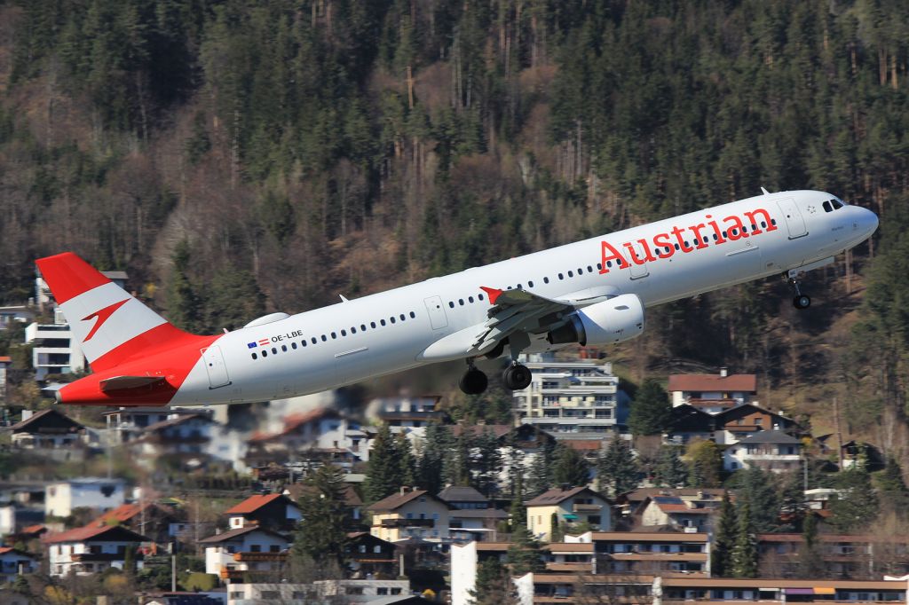 Airbus A321 (OE-LBE)