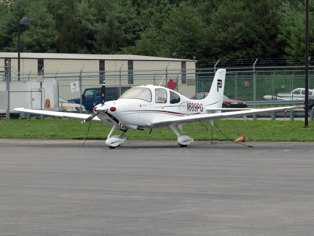 TAYLOR (3) TA-3 Bird (N689PG) - A very nice Cirrus.