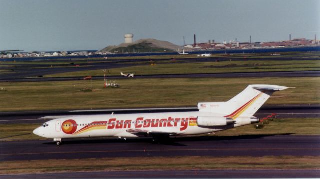 BOEING 727-200 (N284SC) - Sun Country B727-200 at Logan in June 1997