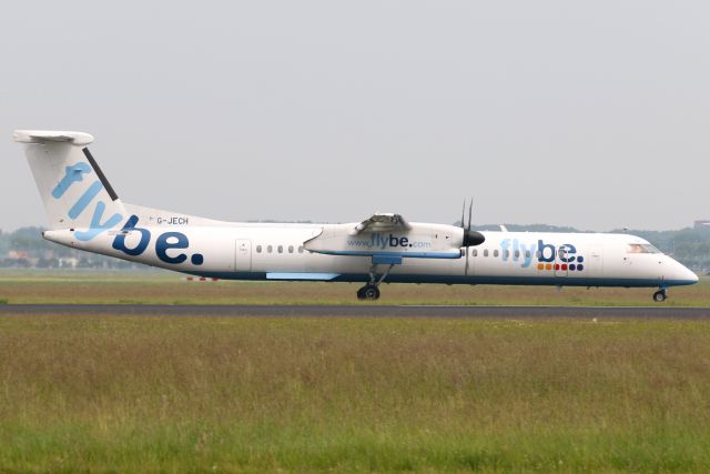 de Havilland Dash 8-400 (G-JECH)