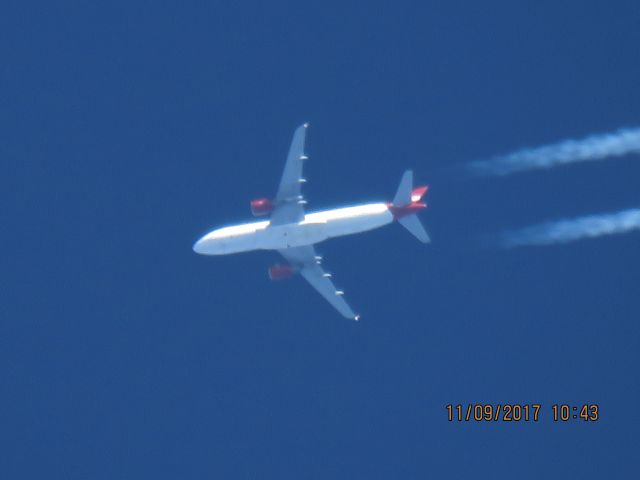 Airbus A320 (N621VA)