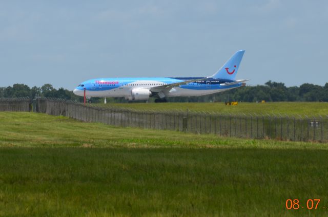 — — - Dreamliner first flt at Sanford, Fl