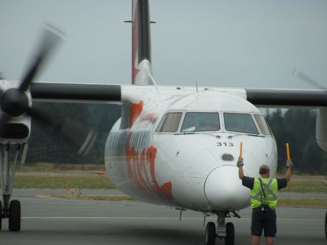 de Havilland Dash 8-100 (C-GTAQ)