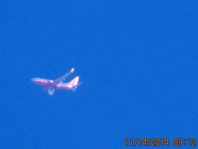 Boeing 737-700 (N474WN) - Southwest Airlines flight 4035 from SDF to PHX over Southeastern Kansas at 38,000 feet.