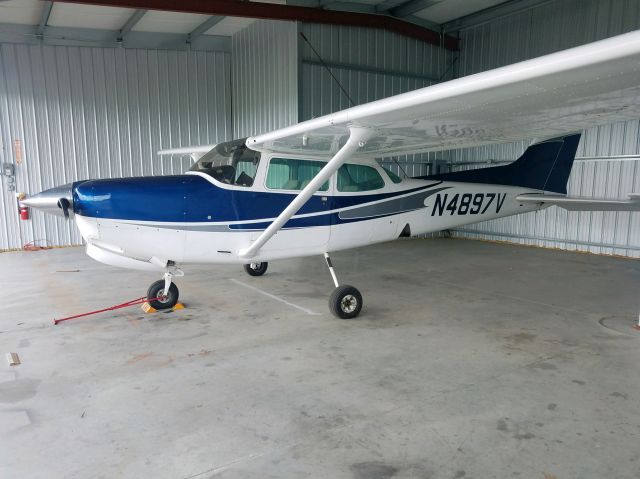 Cessna Skyhawk (N4897V) - Prior to paint, interior and N-number change