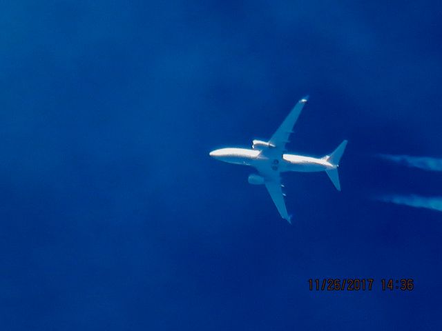 Boeing 737-700 (N23721)