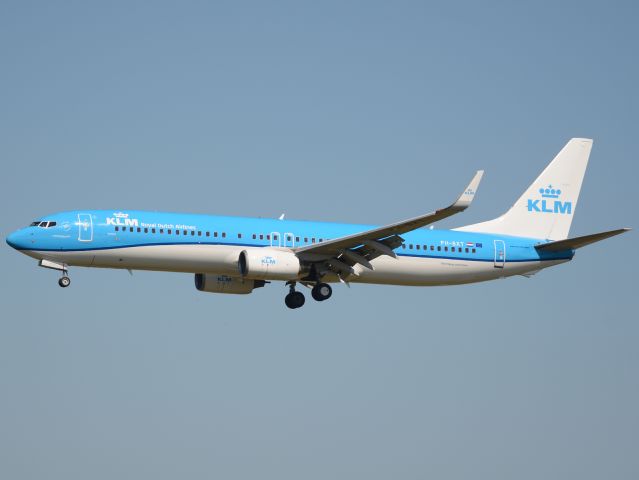 Boeing 737-900 (PH-BXT)