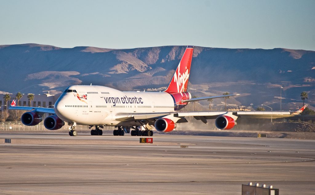 Boeing 747-400 (G-VLIP)