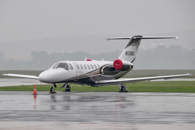 Cessna Citation CJ3 (N535DL) - Seen at KFDK on 5/12/2010.      a href=http://discussions.flightaware.com/profile.php?mode=viewprofile&u=269247  [ concord977 profile ]/a