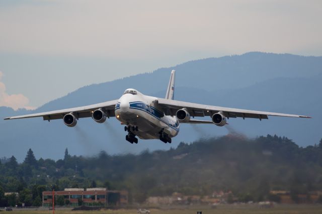 Antonov An-124 Ruslan (RA-82046)