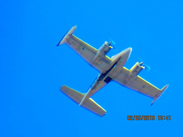 Cessna 310 (N1107Q)