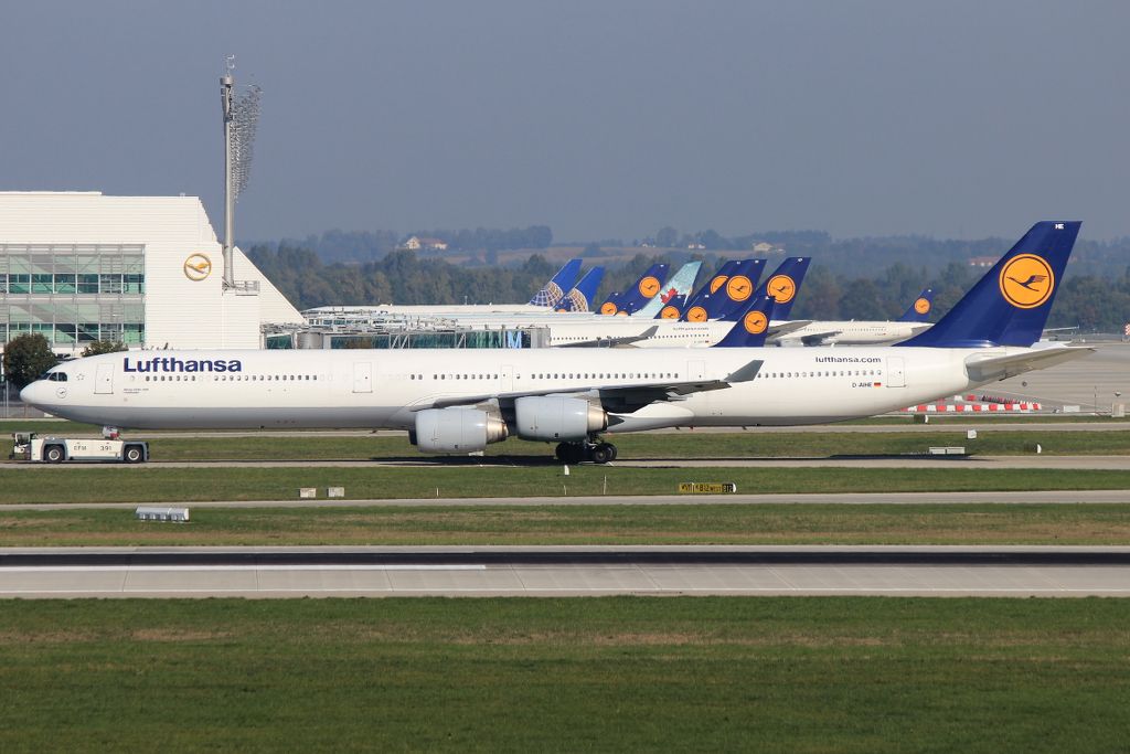 Airbus A340-600 (D-AIHE)
