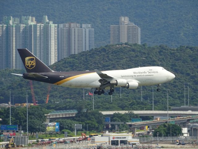 Boeing 747-400 (N573UP)