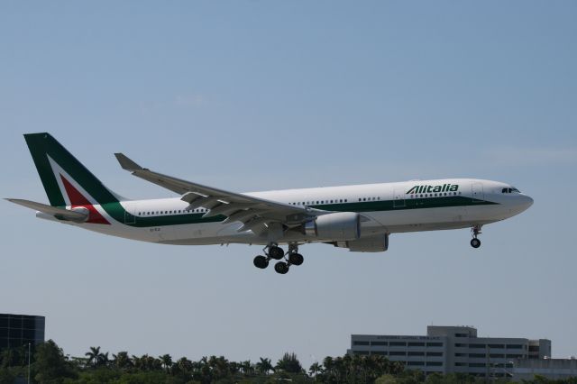 Airbus A330 (EI-EJI)