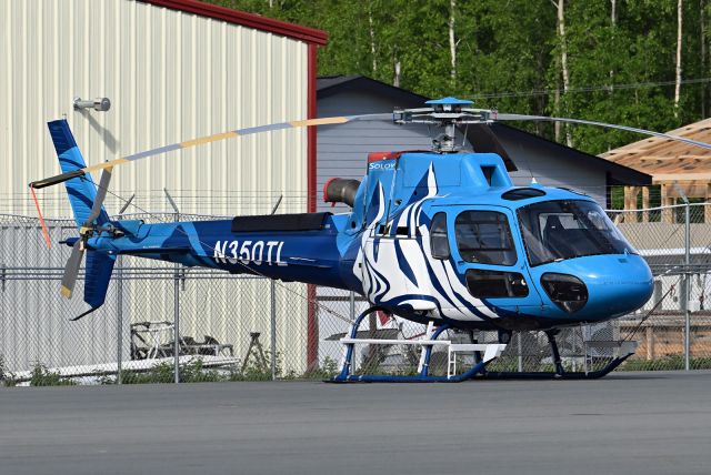 Eurocopter AS-350 AStar (N350TL)