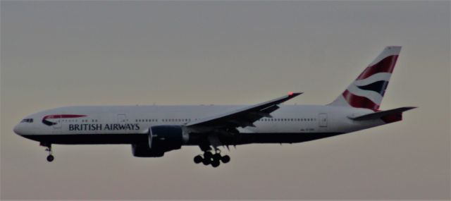 Boeing 777-200 (G-VIIH)