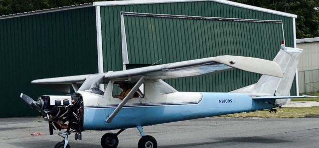 Cessna Commuter (N8100S)