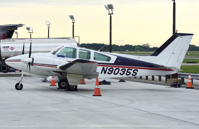 Beechcraft 55 Baron (N9035S) - Sunrise at the Signature ramp.