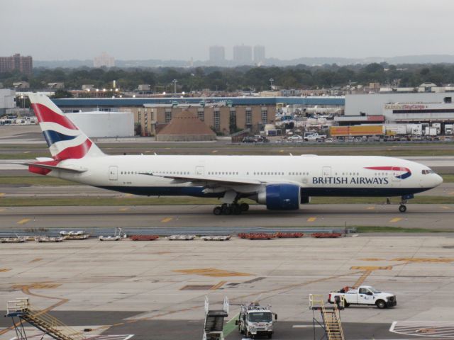 Boeing 777-200 (G-VIID)